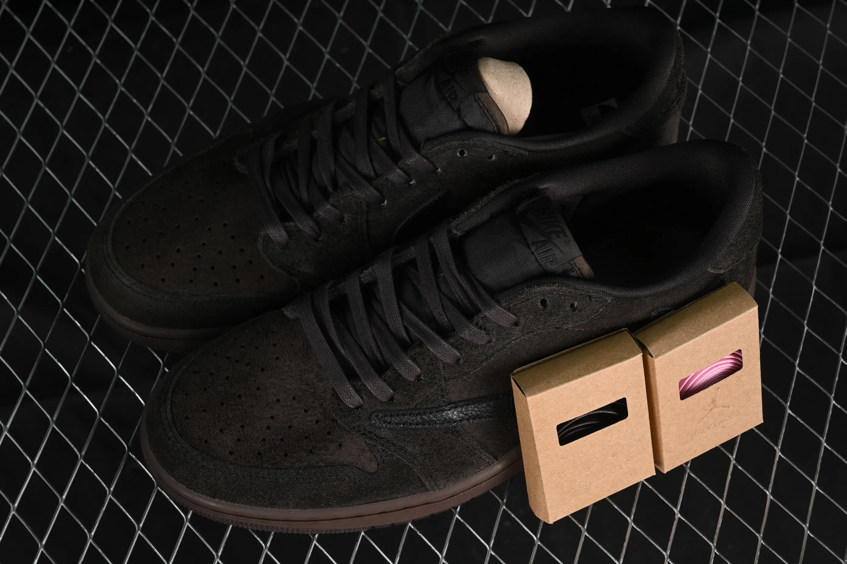 All categories Air Jordan Jordan series basketball shoes Air Jordan 1 Low foreign trade version Travis Scott x Air Jordan 1 Low OG AJ1 Joe 1 undercut low DM7866-202